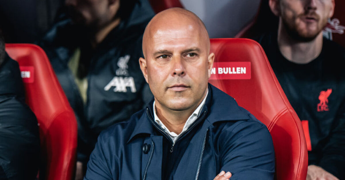 Arne Slot’tan Salah için sözleşme açıklaması!