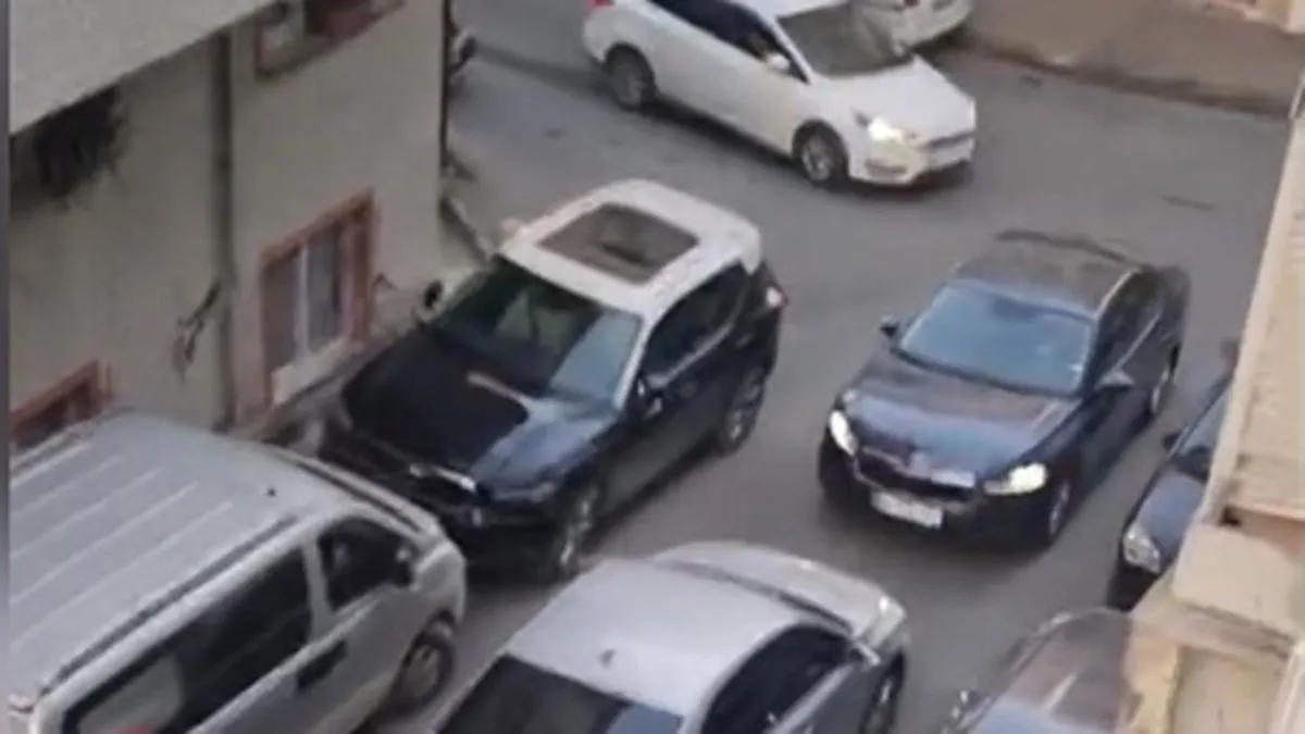 Bağcılar’da ters yöne girdi ‘polisim’ diyerek tehdit etti