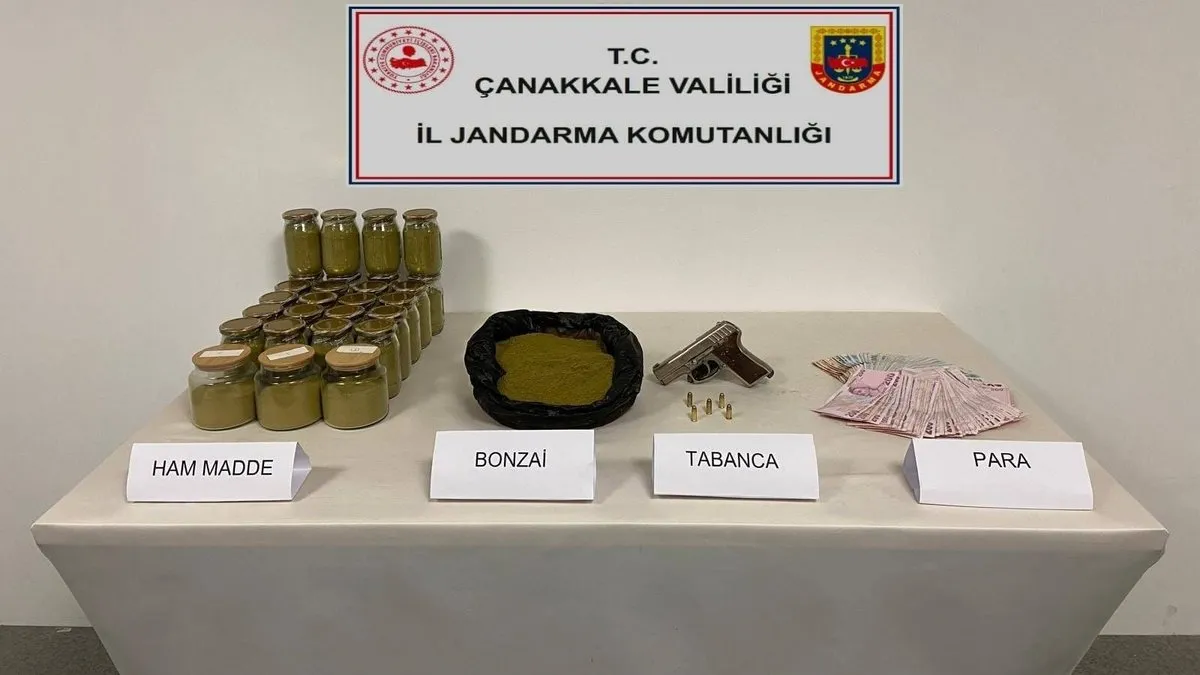 Haftada 100 milyon lira kazanıyorlardı! Uyuşturucu şebekesine darbe