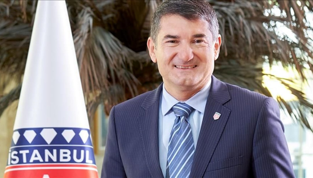 Prof. Dr. Çağrı Erhan kimdir? Çağrı Erhan’ın biyografisi