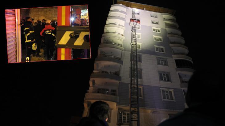 Siirt’te 10 katlı binada yangın! Nakliye asansörleriyle tahliye
